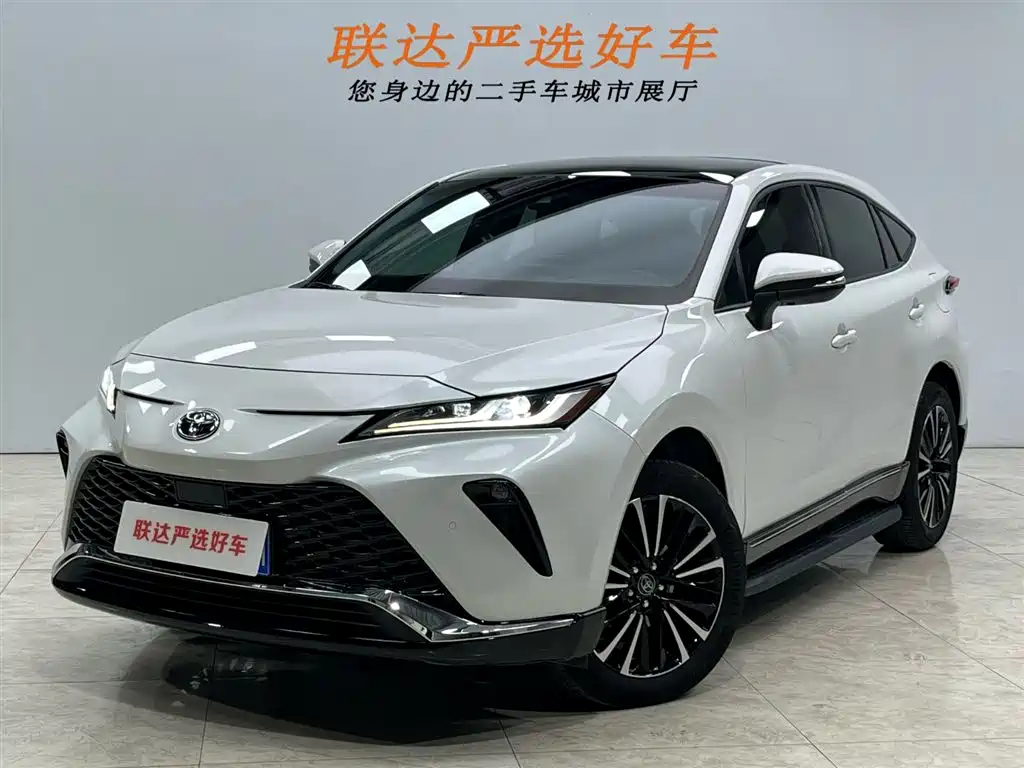 Vesa 2022 2.0L CVT two-wheel drive premium version купить на сайте DeffCars