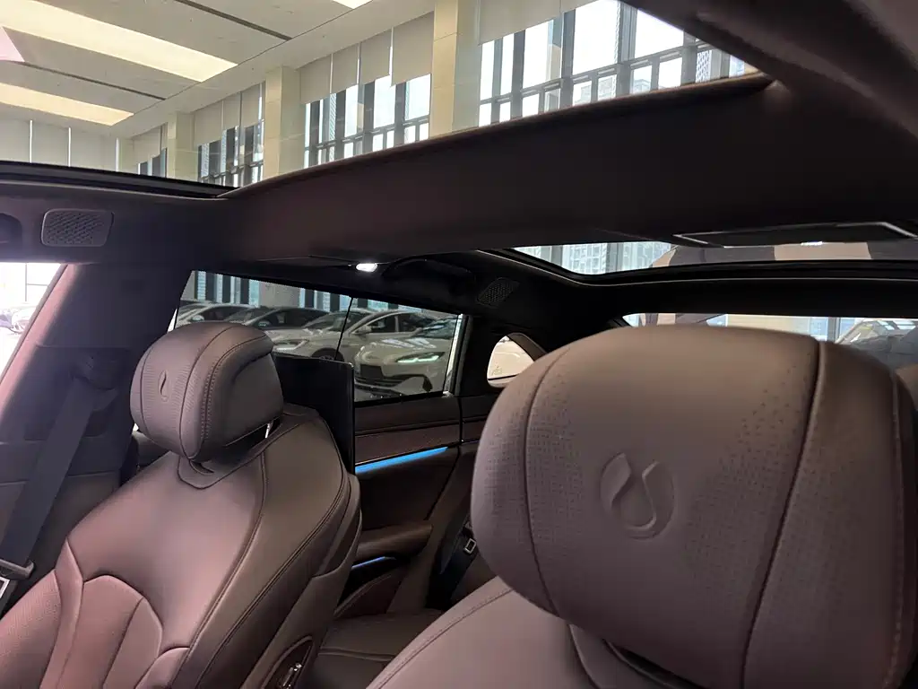 Denza Z9 2024 1100km four-wheel drive Ultra version купить на сайте DeffCars