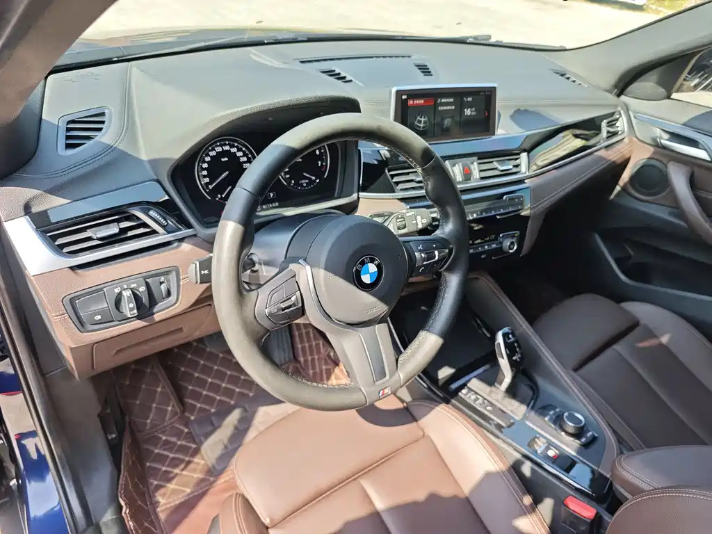 BMW X2 2020 sDrive25i Leading M Off-Road Package купить на сайте DeffCars