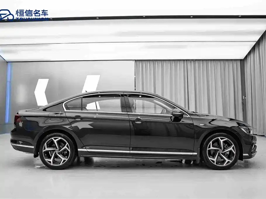 Magotan 2023 2 million commemorative edition 330TSI DSG luxury model купить на сайте DeffCars