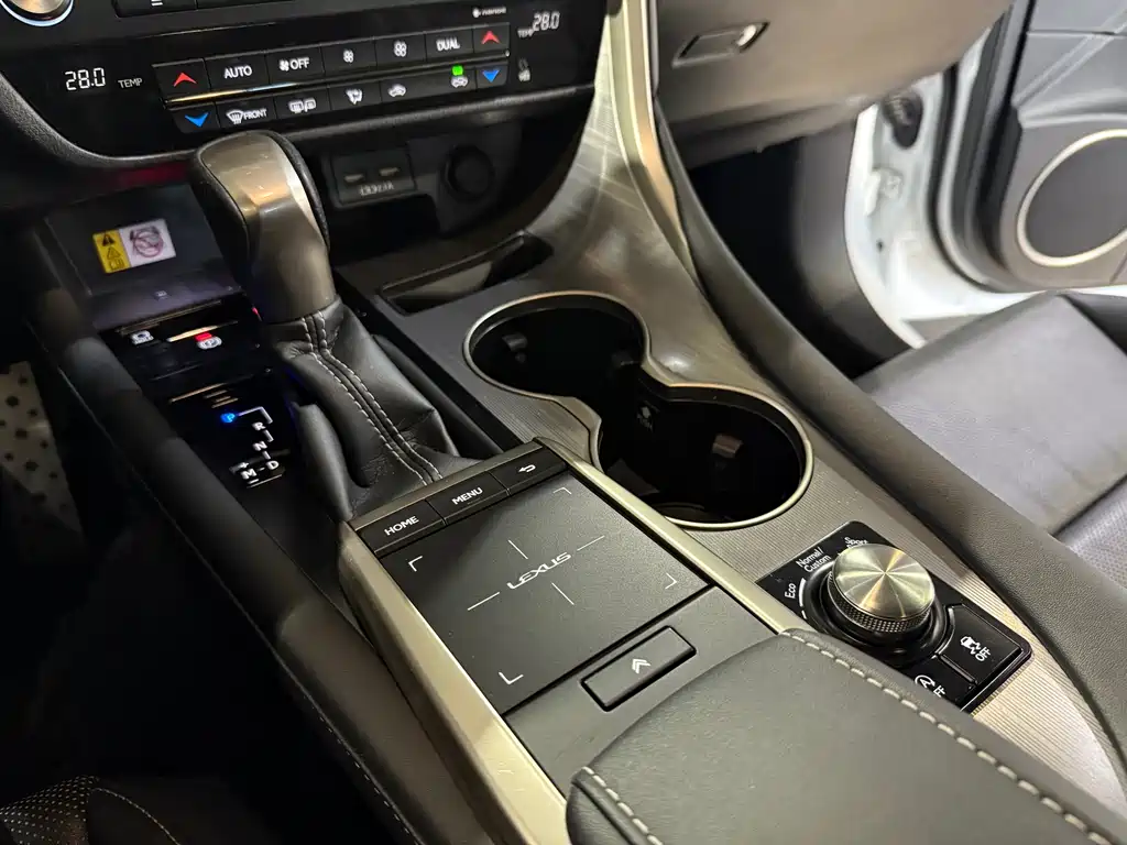 Lexus RX 2020 facelift 300 four-wheel drive F SPORT купить на сайте DeffCars