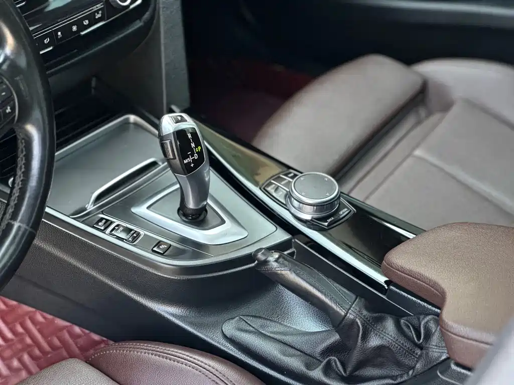BMW 3 Series 2019 320Li Fashion Model купить на сайте DeffCars