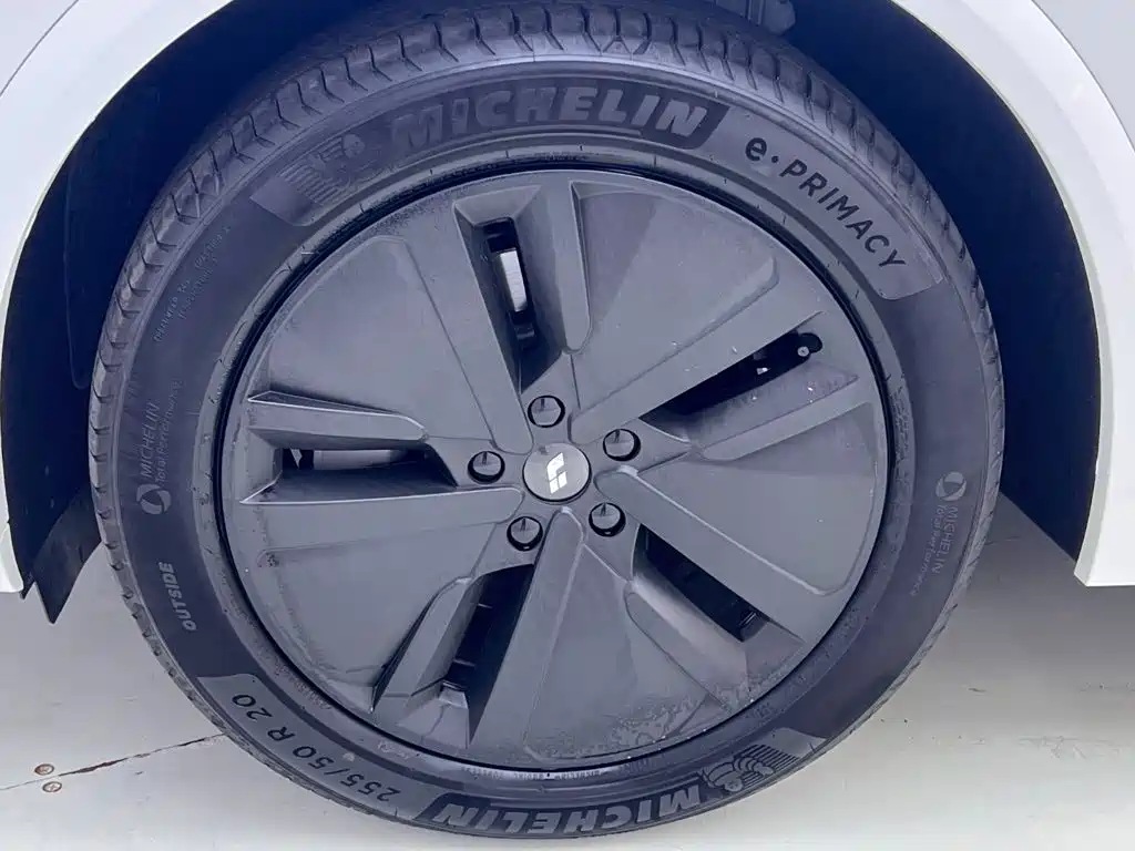Ideal L7 2024 MAX купить на сайте DeffCars