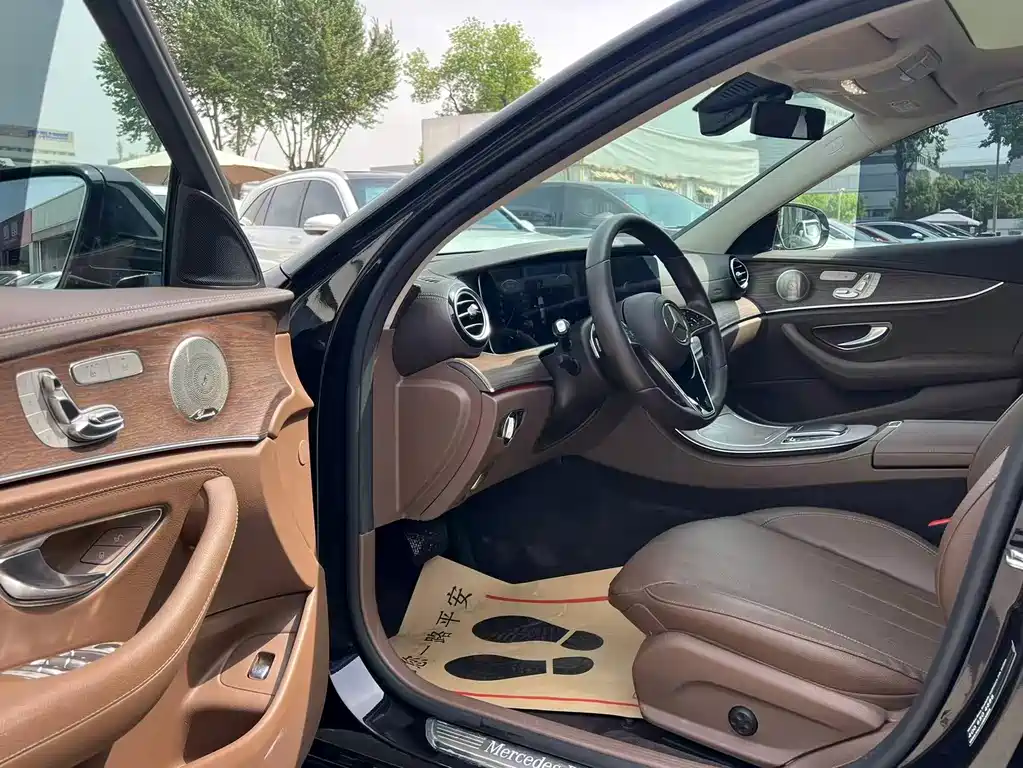 Mercedes-Benz E-Class 2022 E 300 L Luxury Model купить на сайте DeffCars