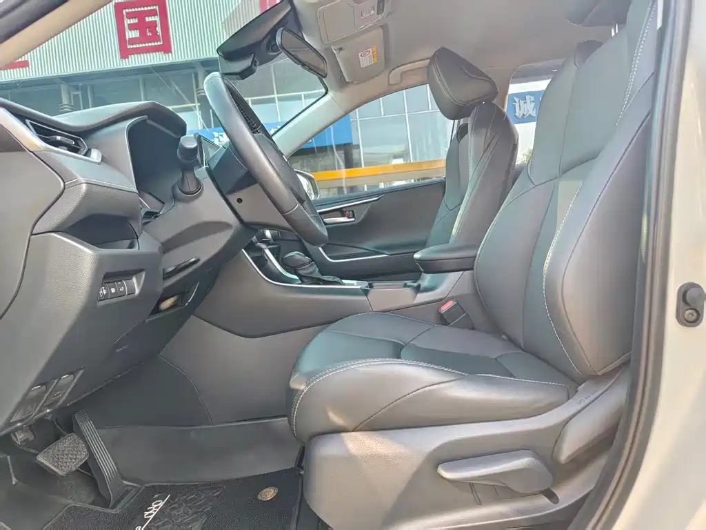 Weilanda 2022 2.0L CVT two-wheel drive urban version купить на сайте DeffCars