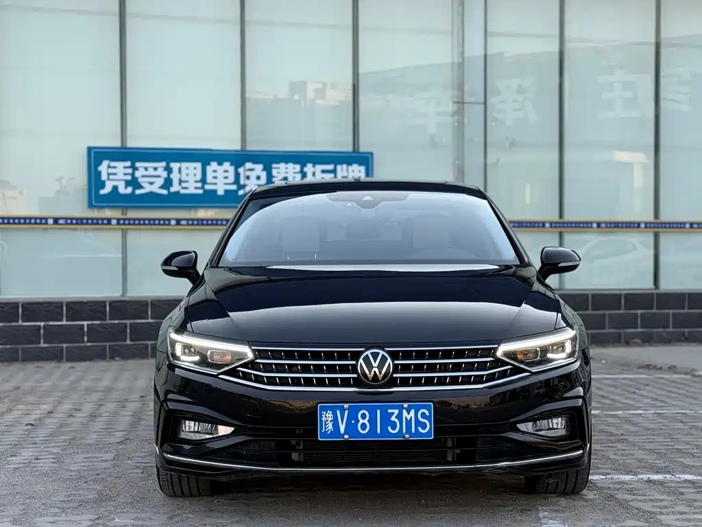 Magotan 2024 model 2 million public model 330TSI DSG luxury model купить на сайте DeffCars