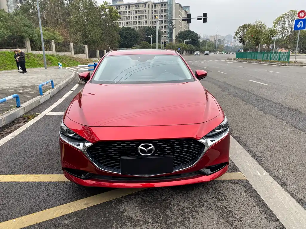 Mazda3 Angkesela 2020 2.0L Automatic Premium Edition купить на сайте DeffCars