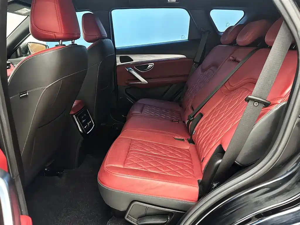 Jietu X70 PLUS 2023 model 1.5T DCT Brave PLUS 5 seats купить на сайте DeffCars