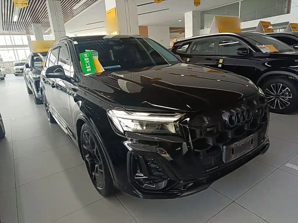 Audi Q7 2024 45 TFSI quattro S line Black Warrior купить на сайте DeffCars