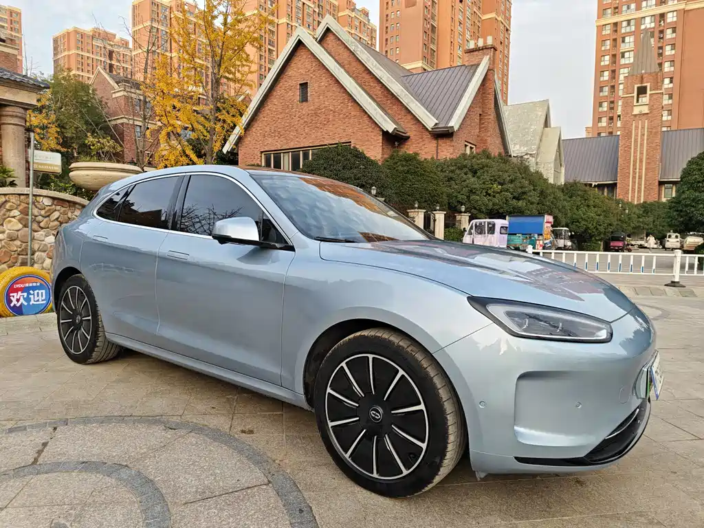 Wenjie M5 2022 pure electric four-wheel drive performance version купить на сайте DeffCars