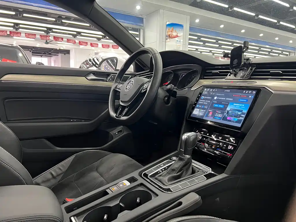 FAW-Volkswagen CC 2020 330TSI Huayan Edition National VI купить на сайте DeffCars