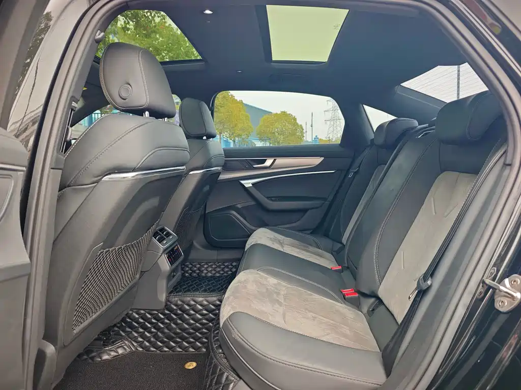 Audi A6L 2022 45 TFSI Premium Dynamic Model купить на сайте DeffCars