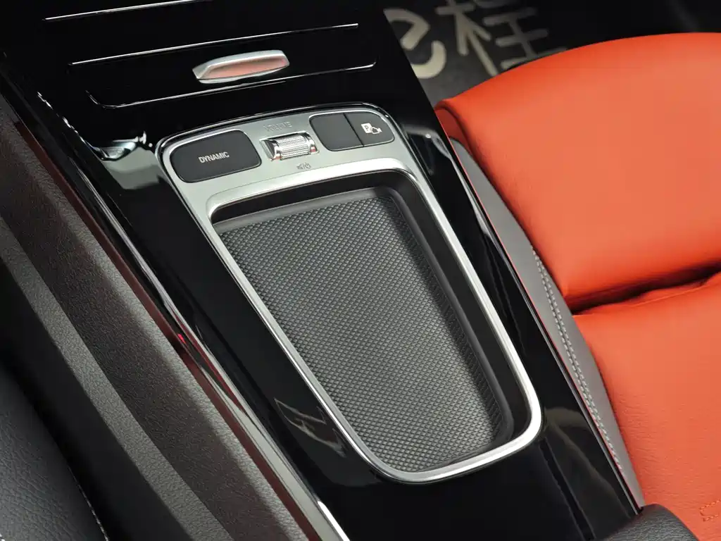 Mercedes-Benz A-Class AMG 2025 facelift AMG A 35 L 4MATIC купить на сайте DeffCars