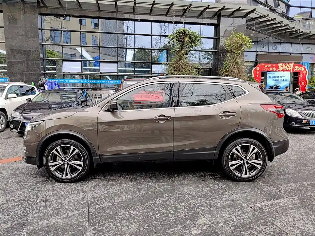 Qashqai 2022 2.0L CVT XV Prem Deluxe Edition купить на сайте DeffCars