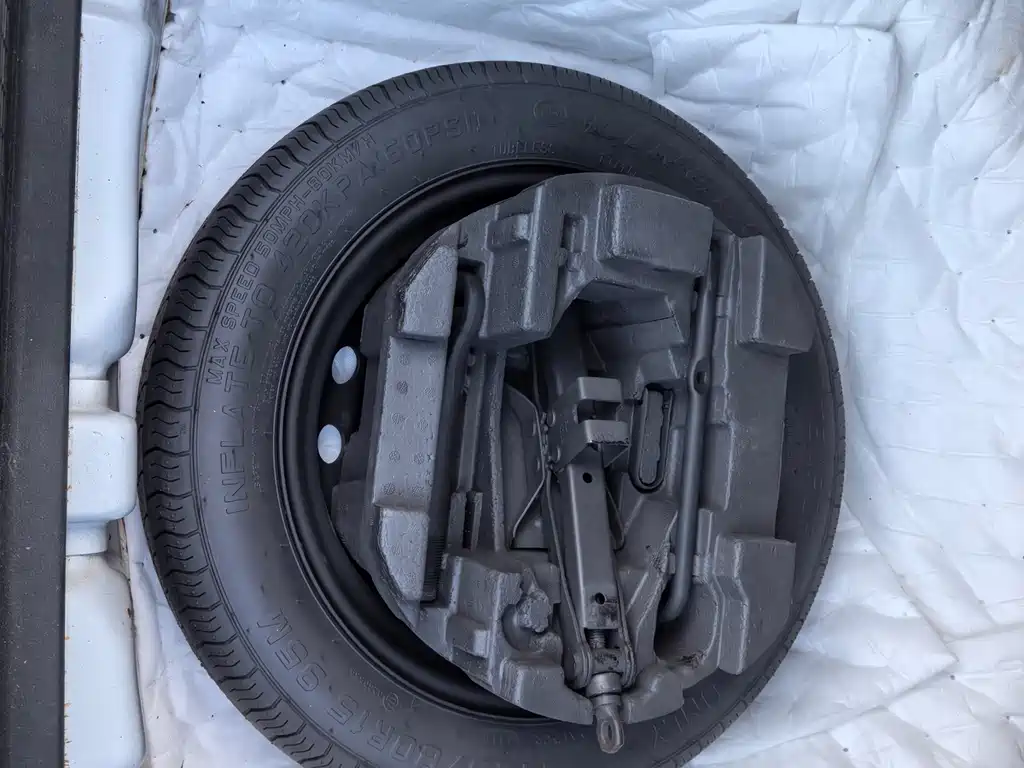 Emgrand 2018 1.5L CVT upward interconnection version купить на сайте DeffCars
