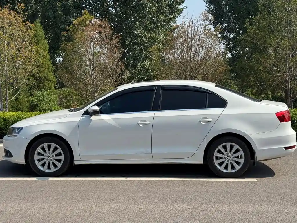 Sagitar 2014 facelift 1.6L automatic comfort type купить на сайте DeffCars
