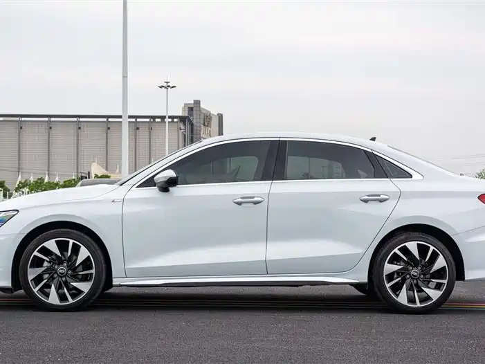 Audi A3 2024 A3L Limousine 35 TFSI Fashionable and Sporty купить на сайте DeffCars
