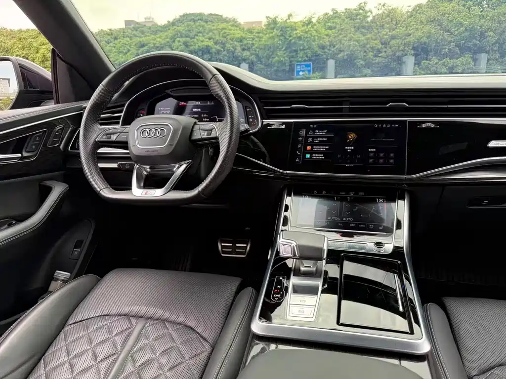 Audi Q8 2021 55 TFSI Dark Knight Limited Edition купить на сайте DeffCars