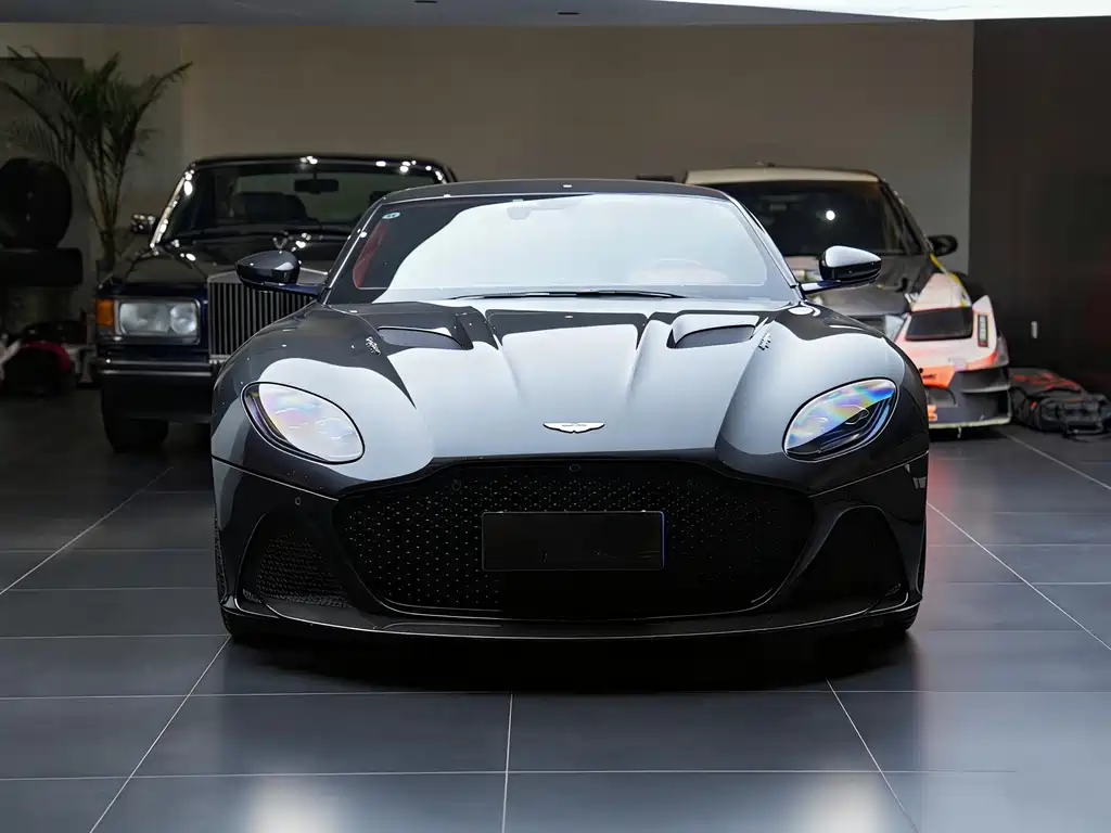 Aston Martin DBS 2019 DBS Superleggera V12 Coupe купить на сайте DeffCars