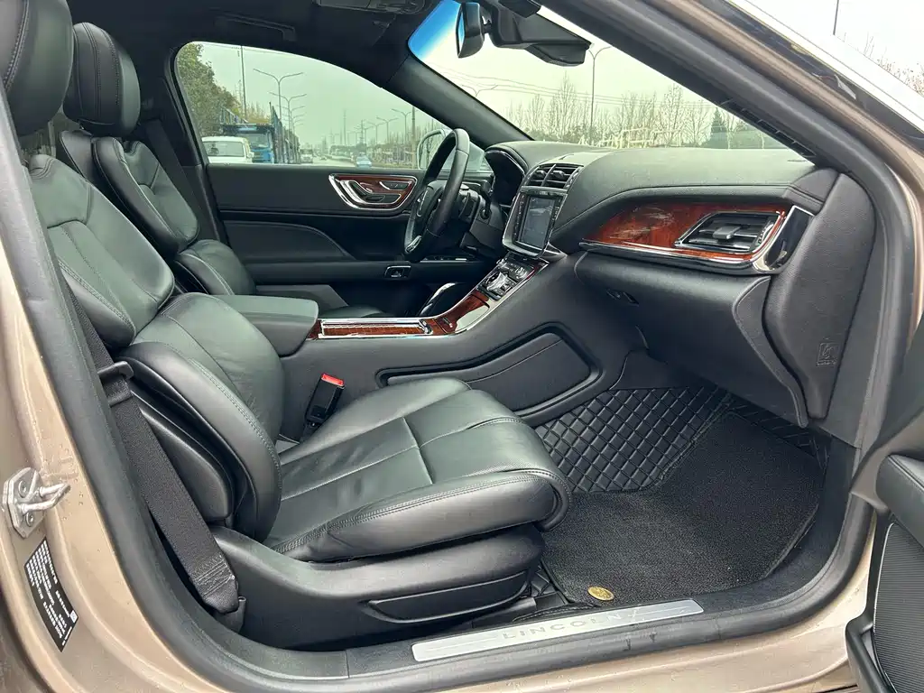 Lincoln Continental 2019 2.0T Two-wheel drive Premium Edition National VI купить на сайте DeffCars