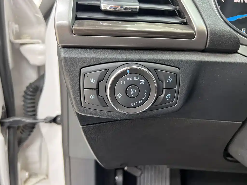 Mondeo 2020 EcoBoost 180 Fashion Model купить на сайте DeffCars