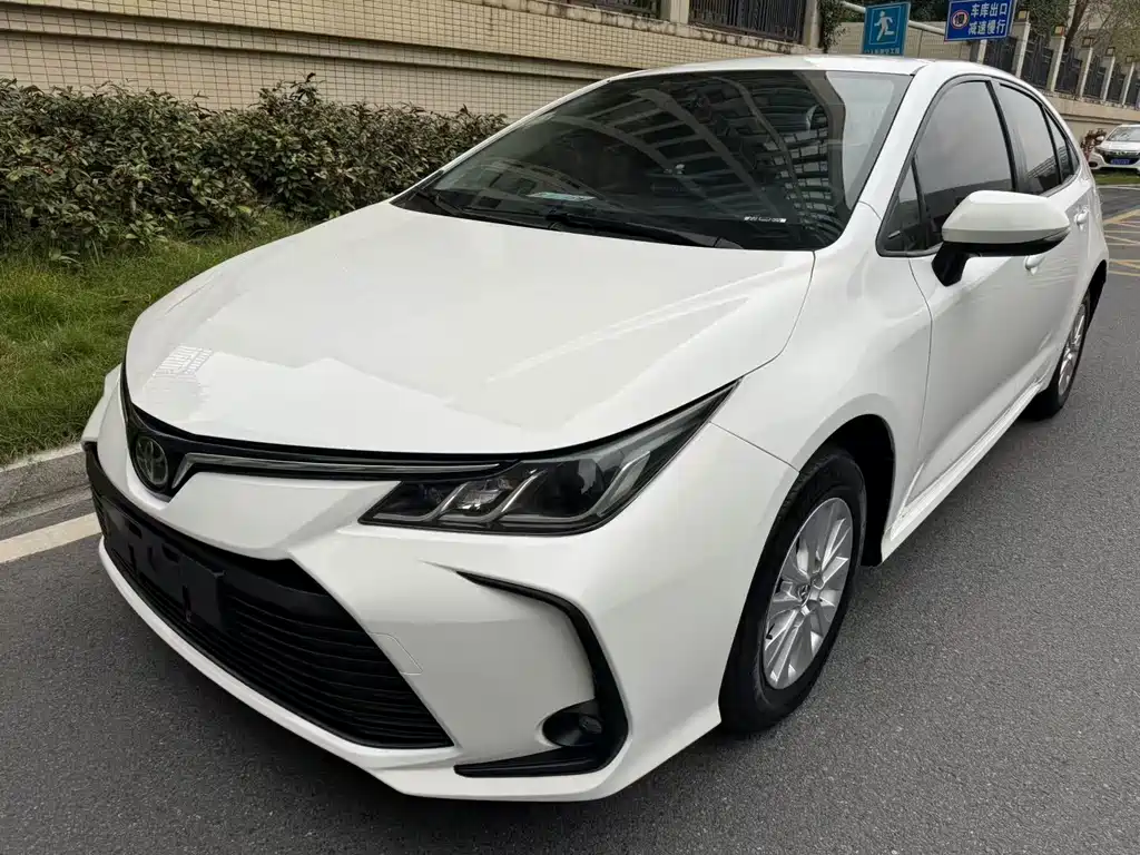 Corolla 2019 1.2T S-CVT GL Pioneer Edition купить на сайте DeffCars