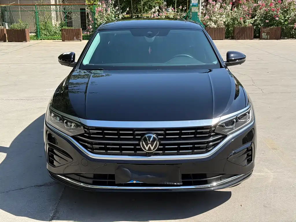 Passat 2024 380TSI Deluxe Edition купить на сайте DeffCars