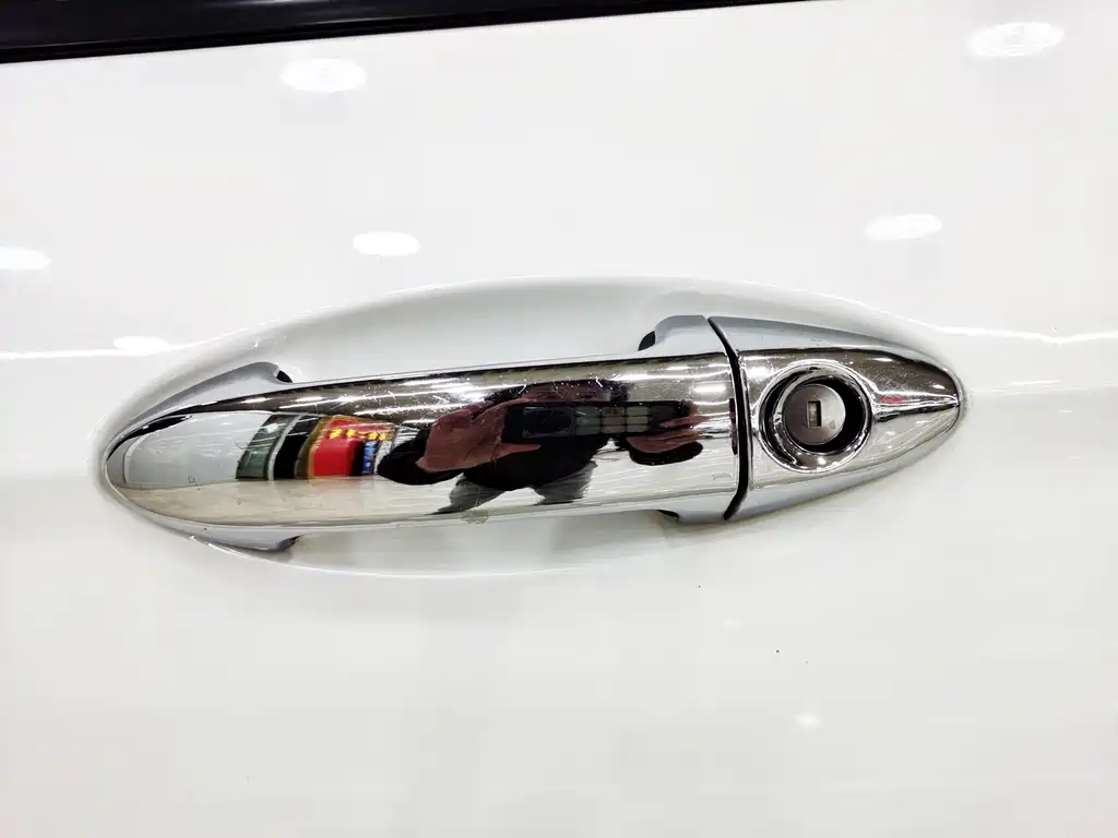 Yibo 2017 1.5L manual comfort model купить на сайте DeffCars