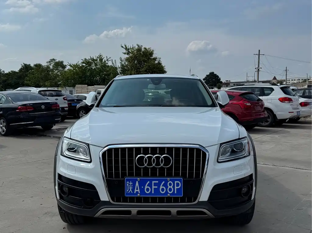 Audi Q5 2013 40 TFSI luxury model купить на сайте DeffCars
