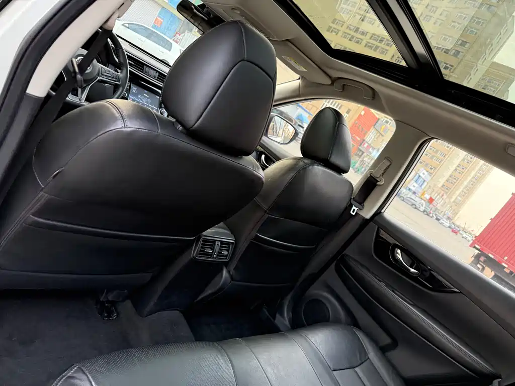 X-Trail 2019 2.0L CVT Comfort Edition 2WD купить на сайте DeffCars