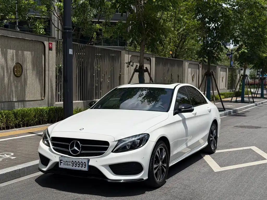 Mercedes-Benz C-Class 2016 C 200 Sports Edition купить на сайте DeffCars