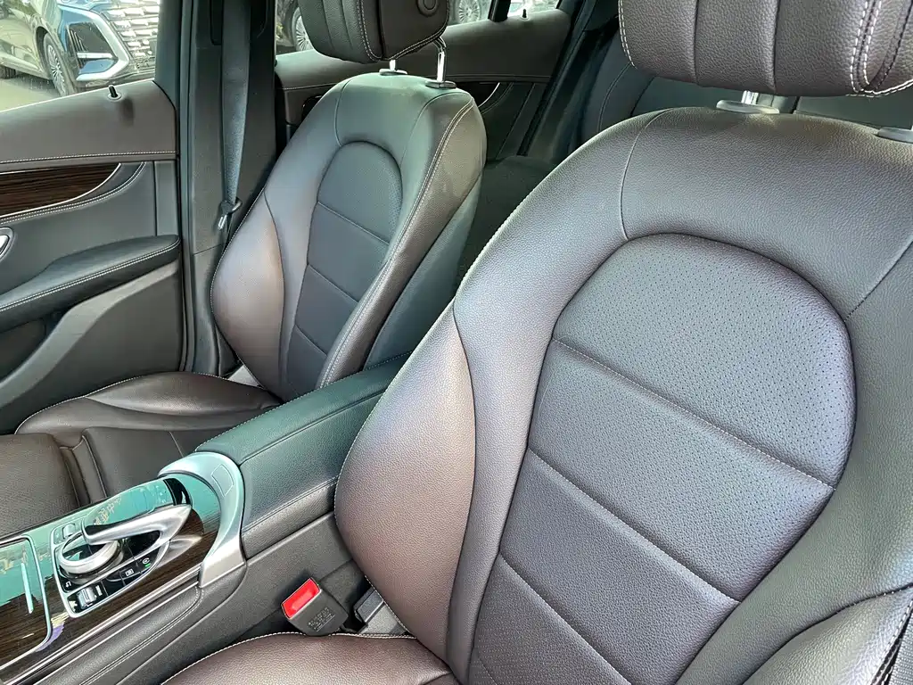 Mercedes GLC 2017 260 4MATIC luxury model купить на сайте DeffCars