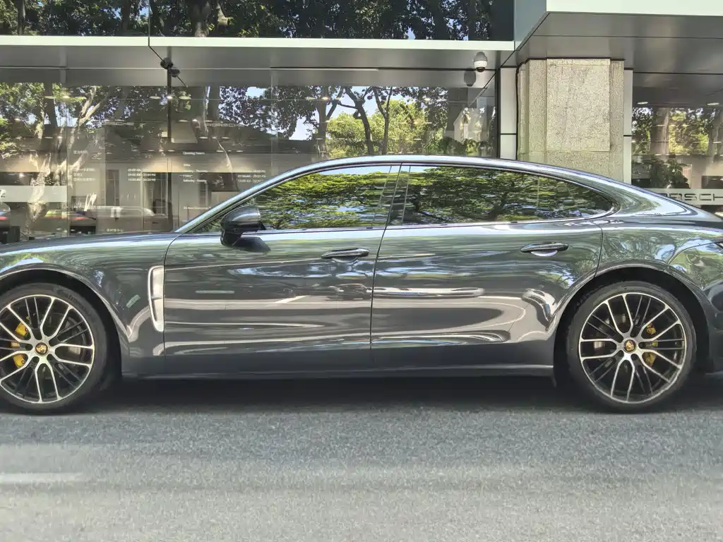 Panamera 2023 Panamera Executive Extended Edition 2.9T купить на сайте DeffCars