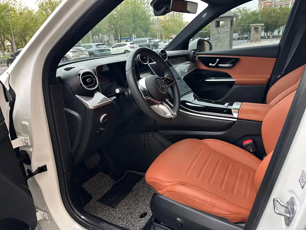 Mercedes-Benz GLC 2023 facelift GLC 260 L 4MATIC dynamic 5-seater купить на сайте DeffCars