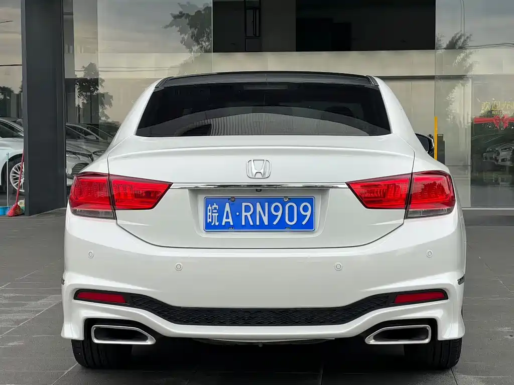 Sibo Rui 2017 2.4L Deluxe Edition купить на сайте DeffCars