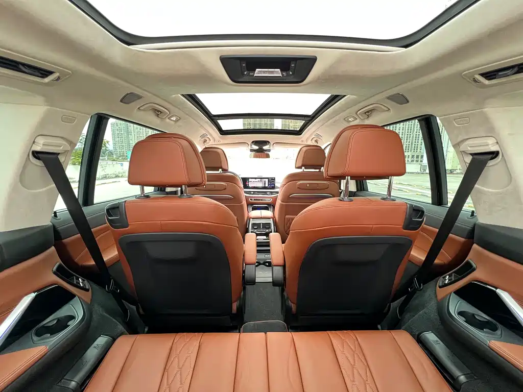 BMW X7 M60i 2023 xDrive M60i купить на сайте DeffCars