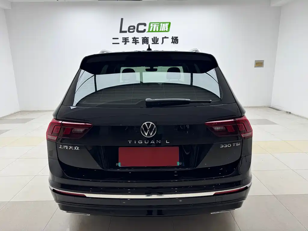 Tiguan L 2021 330TSI automatic two-wheel drive R-Line version купить на сайте DeffCars