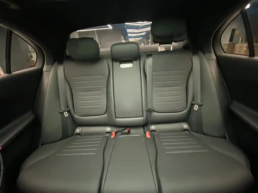 Mercedes-Benz C-Class 2024 facelift C 260 L sports version купить на сайте DeffCars