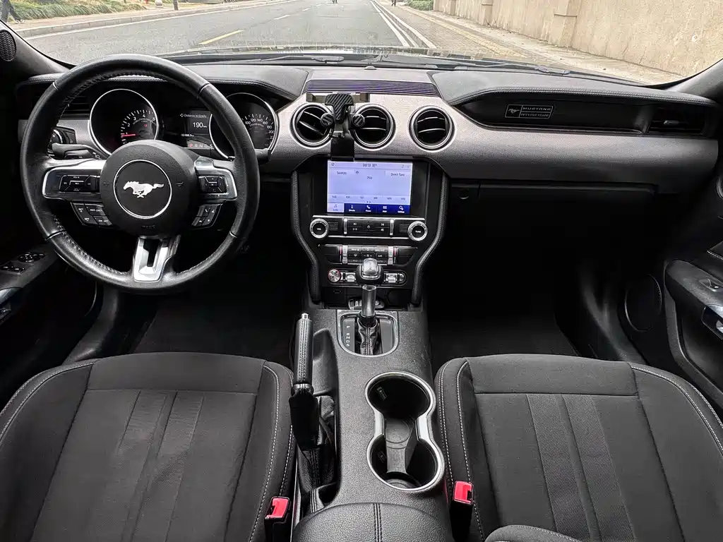 Mustang 2020 2.3L EcoBoost купить на сайте DeffCars