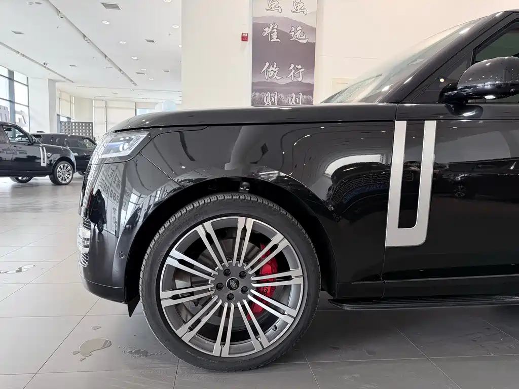 Range Rover 2024 3.0 L6 400PS Genesis Extended Edition купить на сайте DeffCars