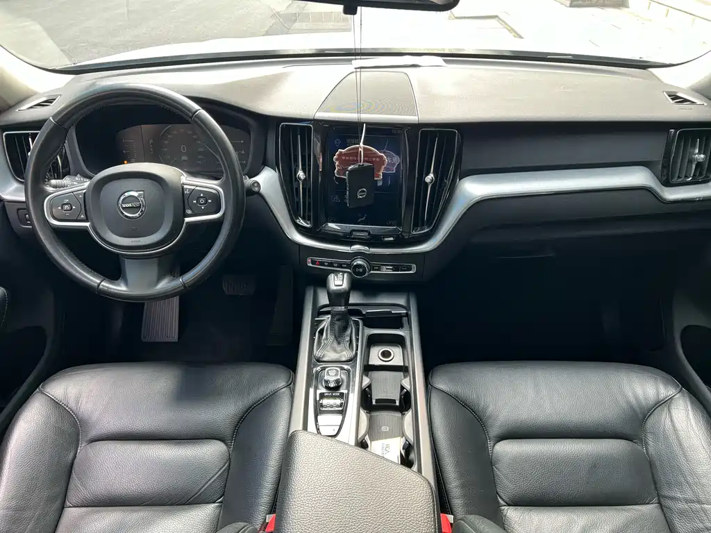 Volvo XC60 2019 T5 Four-wheel Drive Smart Edition National VI купить на сайте DeffCars