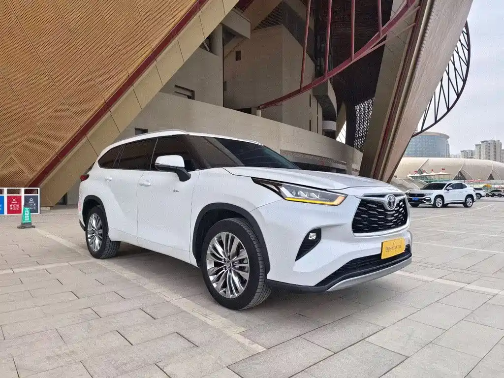 Highlander 2024 2.5L smart electric hybrid dual-engine four-wheel drive luxury version 7 seats купить на сайте DeffCars