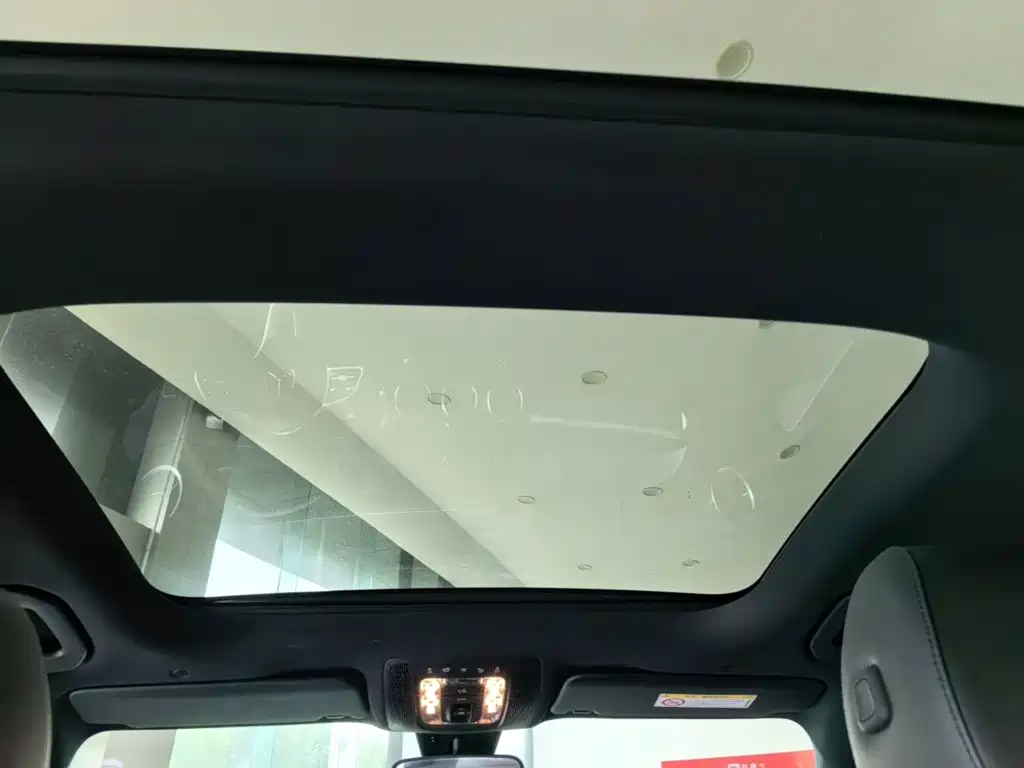 Mercedes-Benz GLB 2022 facelift version 2 GLB 200 dynamic version купить на сайте DeffCars