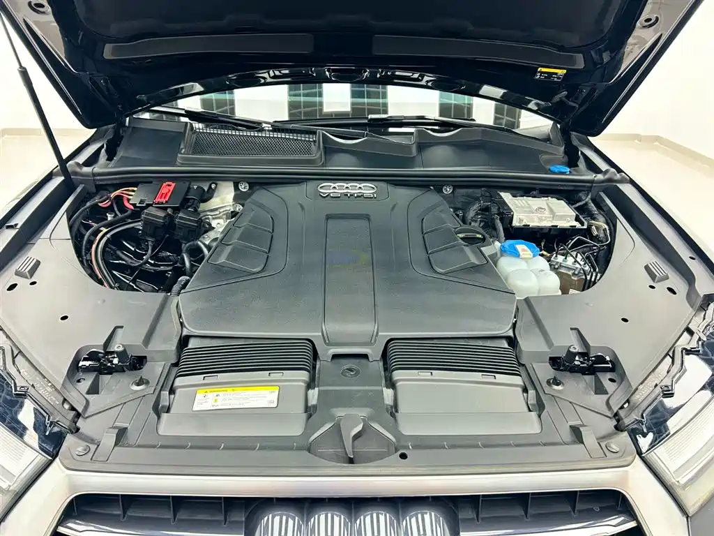Audi Q7 2016 45 TFSI S line sports model купить на сайте DeffCars