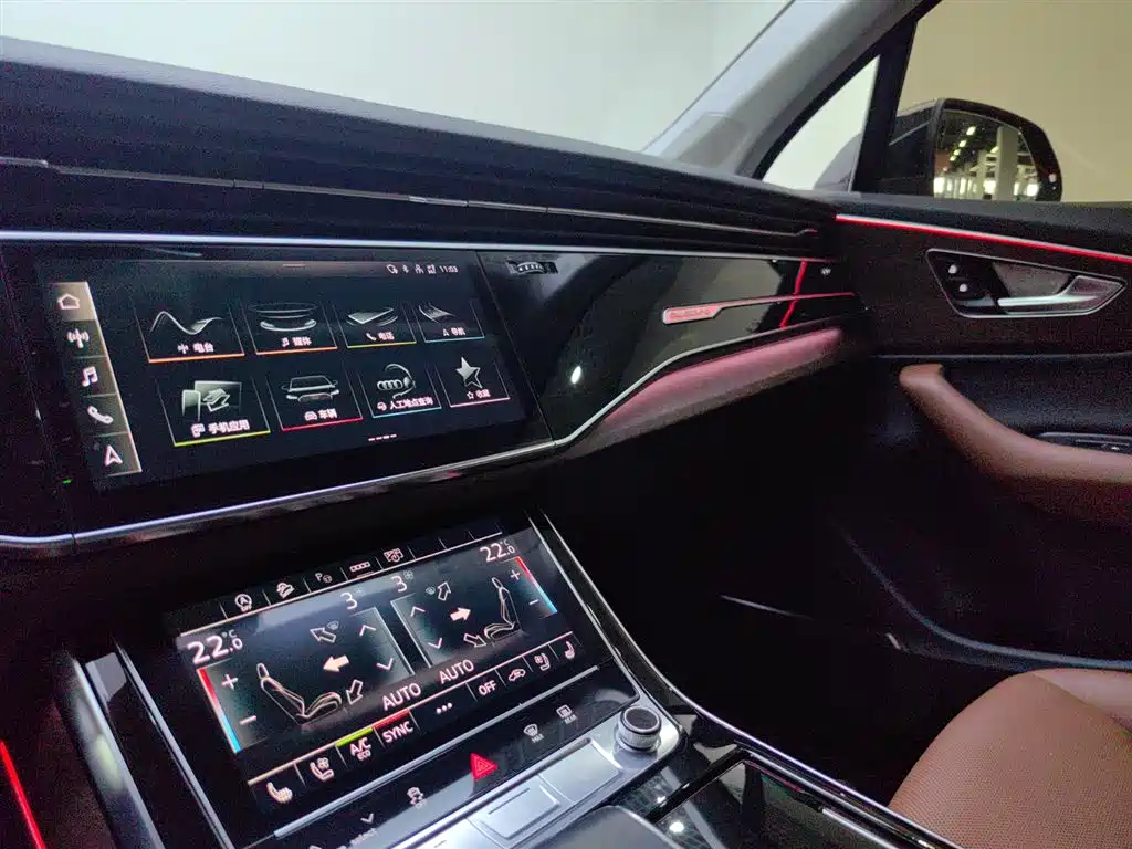 Audi Q7 2022 55 TFSI quattro S line sports купить на сайте DeffCars