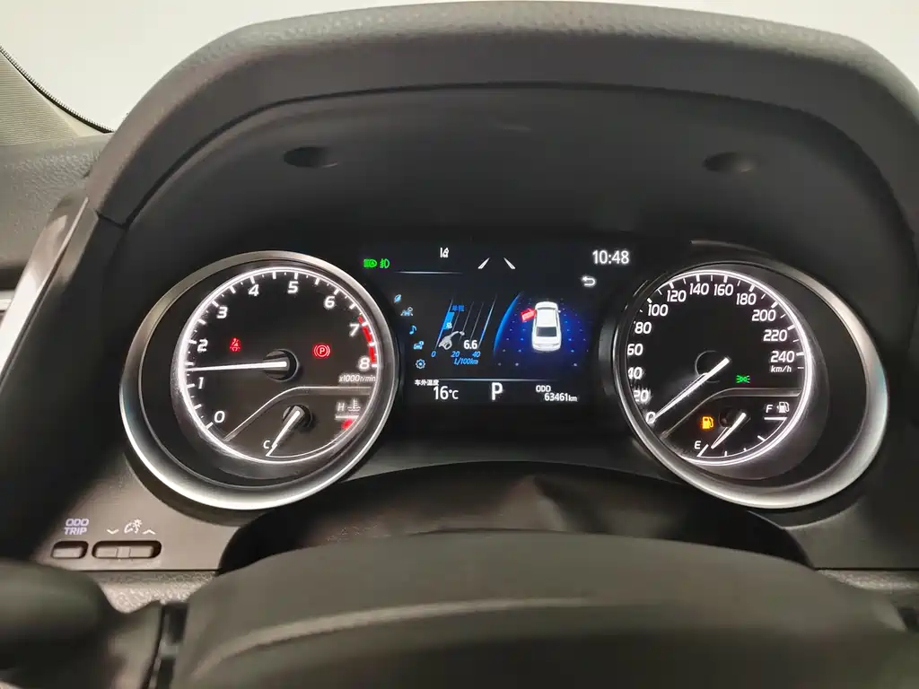 Camry 2021 2.0G Deluxe Edition купить на сайте DeffCars