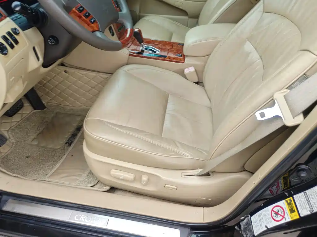 Crown 2007 3.0L Royal Saloon Navigation купить на сайте DeffCars