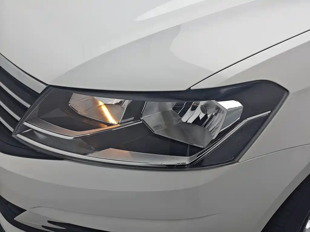Lavida 2019 1.5L Automatic Fashion Edition National VI купить на сайте DeffCars
