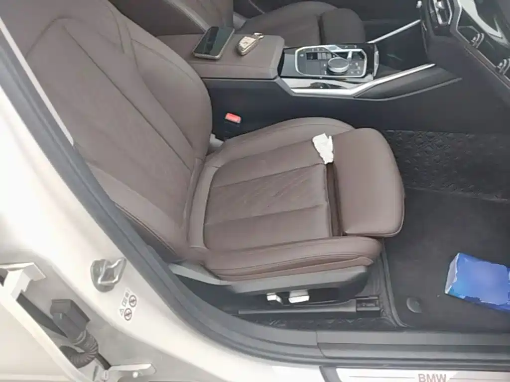 BMW i3 2022 eDrive 35 L купить на сайте DeffCars