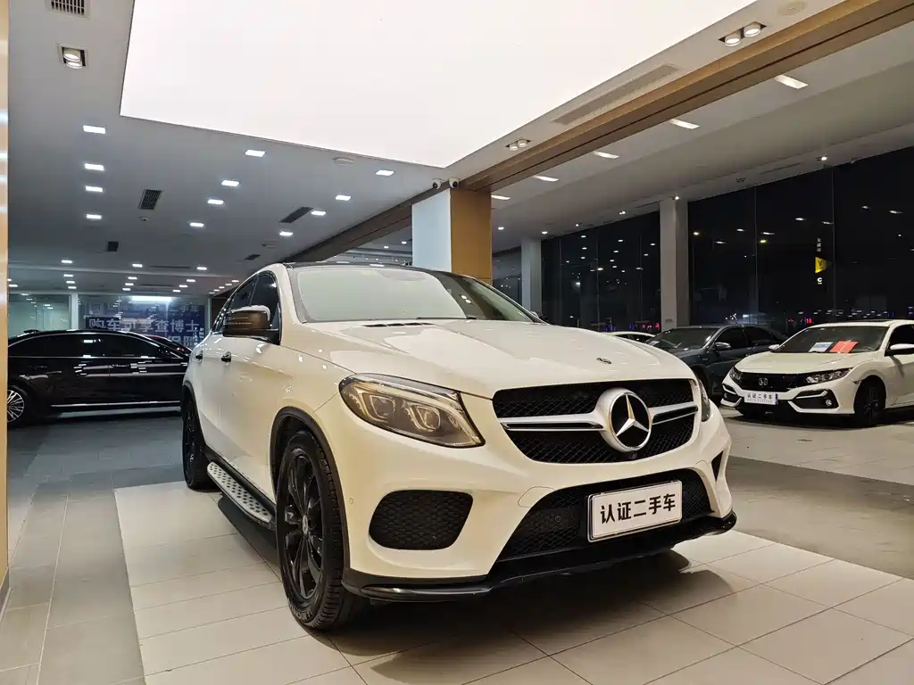 Mercedes-Benz GLE Coupe 2018 GLE 400 4MATIC Coupe SUV купить на сайте DeffCars